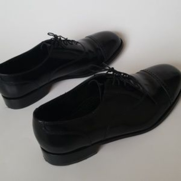 Florsheim black cap toe men's shoes size 9.5 -A2 - Picture 3 of 8